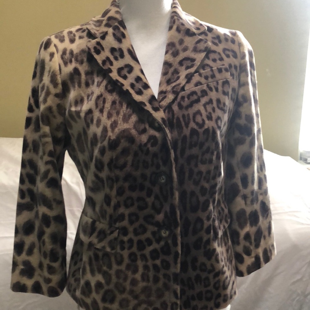 Talbots leopard velveteen Jacket/Blazer  size 4. Like new!